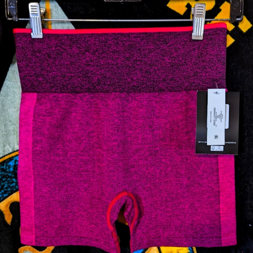 NWT BARBIE CORE AVIA Seamless shorts
